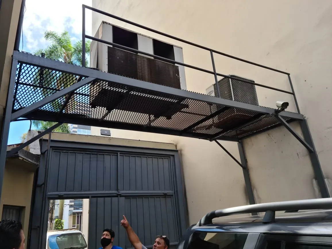 Mezanino metálico da Lisboa Metalúrgica em Caxias do Sul